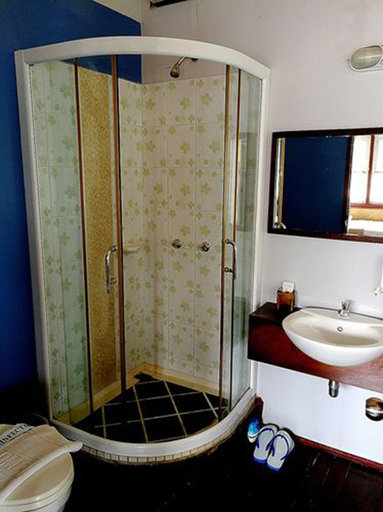 Bathroom 3, サーラー ドン コーン, Khong