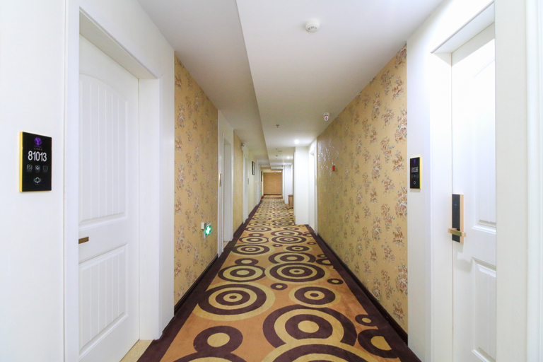 Others 5, Yong Li Hotel, Jinhua