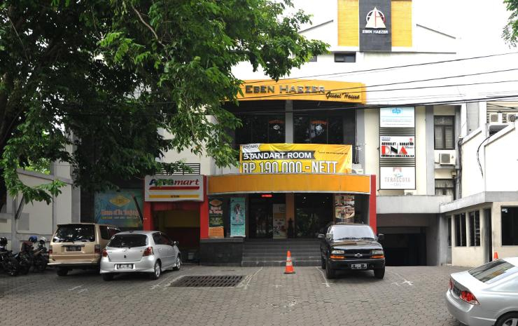 Hotel Exterior 2, Eben Haezer Guest House, Semarang