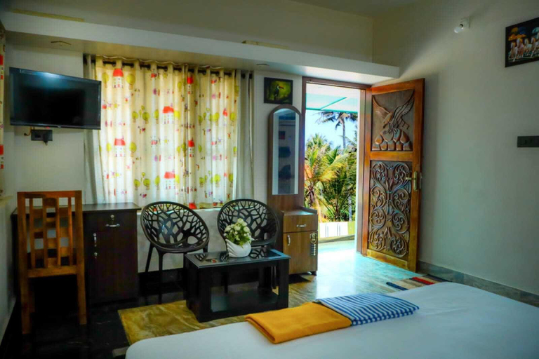 Bedroom, Ocean Queen Palace Hotel HILL TOP , KOVALAM BEACH, Thiruvananthapuram
