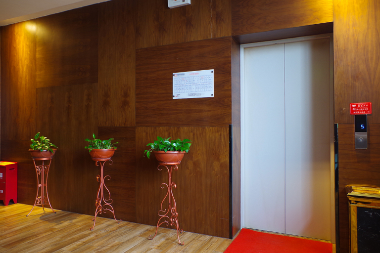 Others 3, Longxiang Hotel, Ürümqi