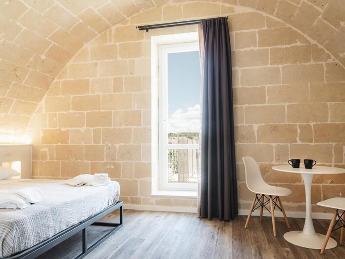 Bedroom 5, Casenelcuore Holiday Rooms, Matera