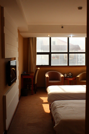 Bedroom 2, A&A Chain Hotel (Chuansha East Huaxia Road Subway Station), Shanghai