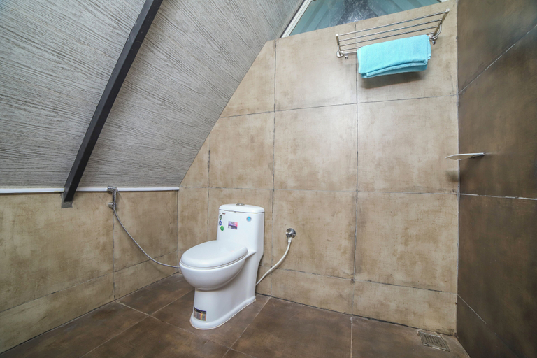 Bathroom, Valley View, The Nilgiris