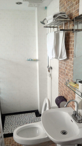 Bathroom 2, Huizhifeng Hotel, Shenyang