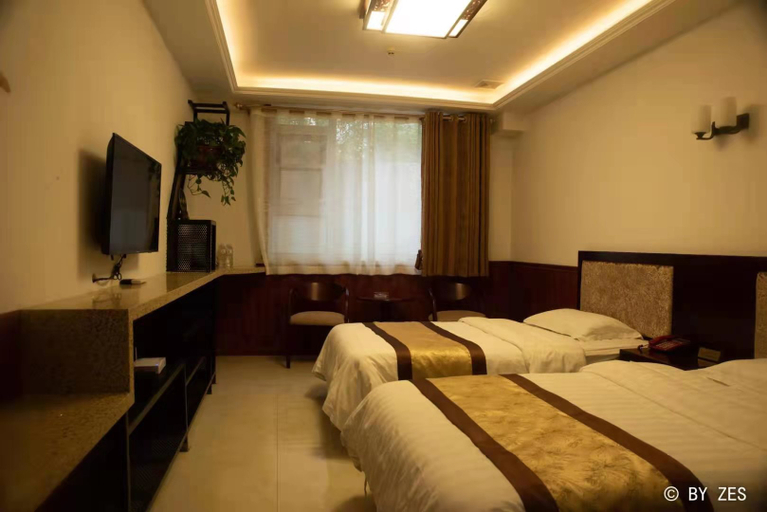 Bedroom 2, Walnut Qingju Hotel (Baoding Power Engineering Advanced Technical College North Campus), Baoding
