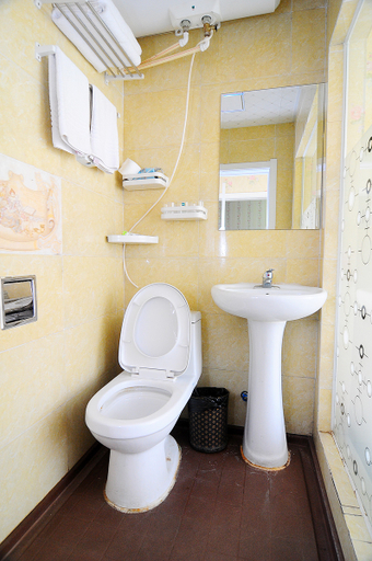 Bathroom, Ouzunge Business Hotel, Qingdao