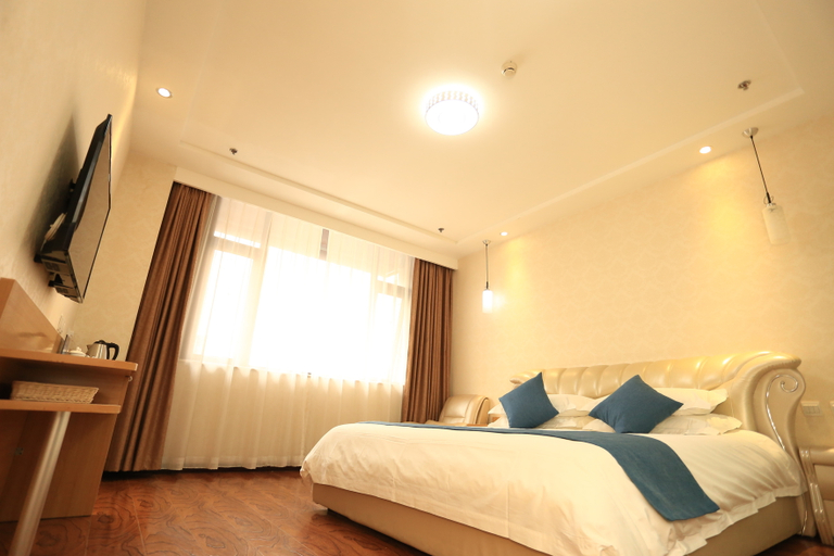 Bedroom 2, Beijing Shengting Four Seasons Business Hotel, Beijing