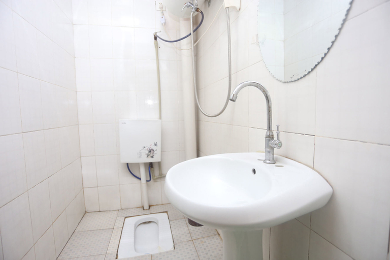 Bathroom 2, Mingyuan Hotel, Chengdu