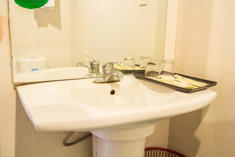 Bathroom 4, Quanzhou Xingang Hotel, Quanzhou