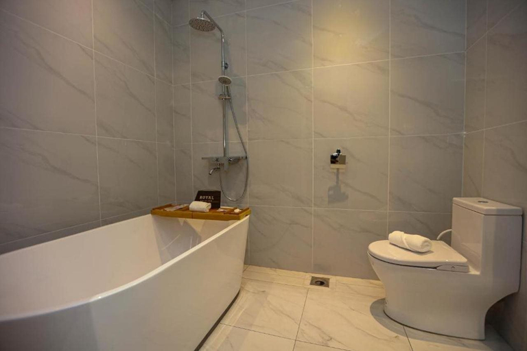 Bathroom 5, D Elegance Grand Hotel Bandar Seri Alam, Johor Bahru