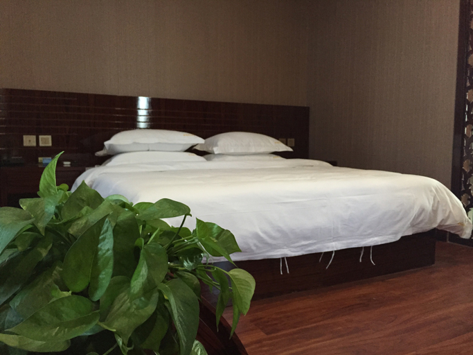 Bedroom 2, Shengkangwei Hotel, Jining