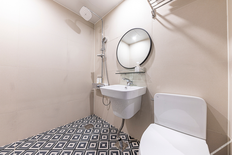 Bathroom, Hotel Seven Bricks Gwangju Station Branch, Buk