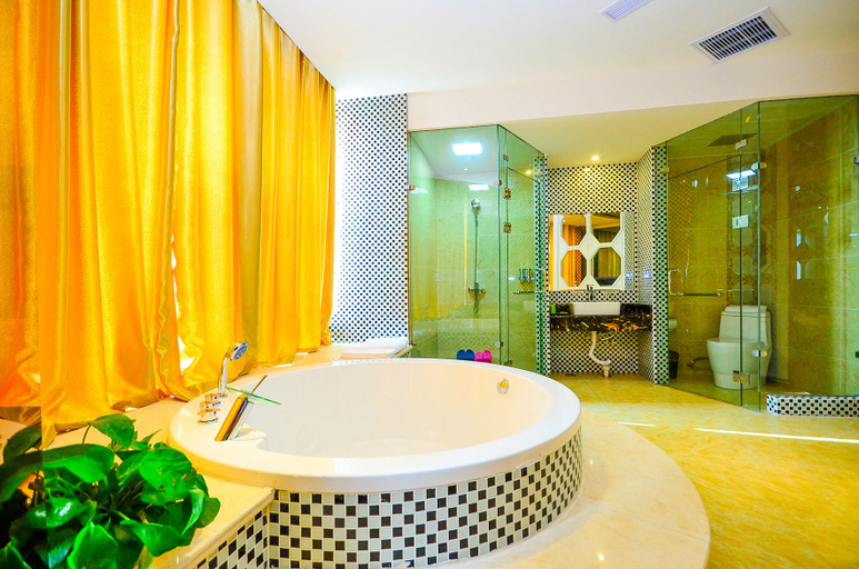 Bathroom 3, Super 8 Hotel (Pei County Jiulongcheng), Xuzhou
