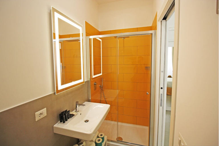 Bathroom 5, Le Camere del Tappezziere, Napoli