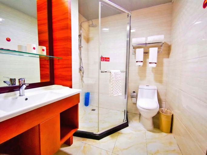 Bathroom 3, Junyi Hotel chain, Nanchong