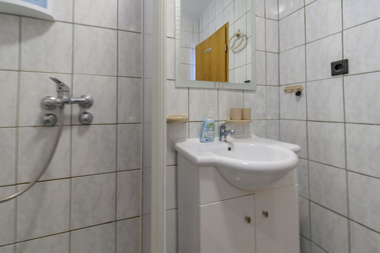 Bathroom 5, Apartments Tomo, Lopar/Supetarska Draga
