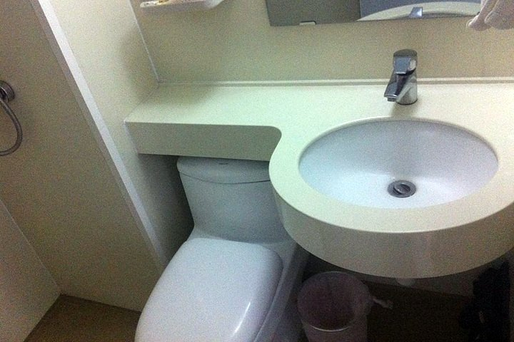 Bathroom 2, Yijialong Express Hotel (Zhangjiakou South Railway Station Construction Engineering College Store), Zhangjiakou