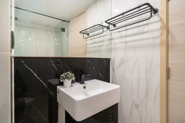 Bathroom 5, Modern Studio Rooftop Pools UTKR 205, Phuket Island