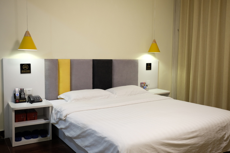 Bedroom 2, ホーム イン UP ファーイー ホテル(), Guangzhou
