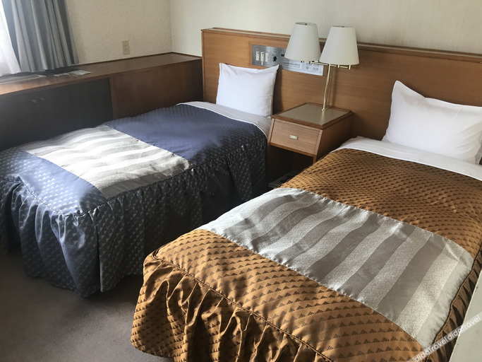 Bedroom 5, Goi Park Hotel, Ichihara