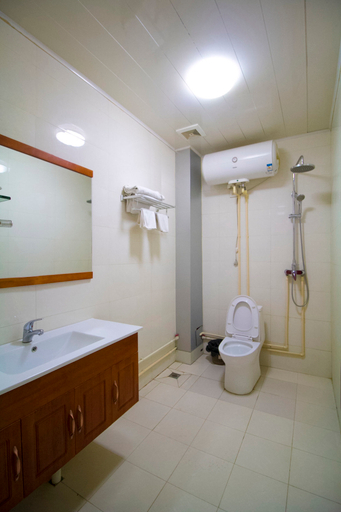Bathroom 2, Junyi Hotel (Qihe Yingbin Plaza), Dezhou