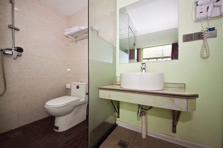Bathroom 2, 푸저우 르쥬 패션 호텔(Fuzhou Leju Fashion Hotel), Fuzhou