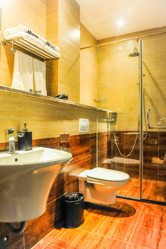 Bathroom 3, J&D Hotel, Qingdao