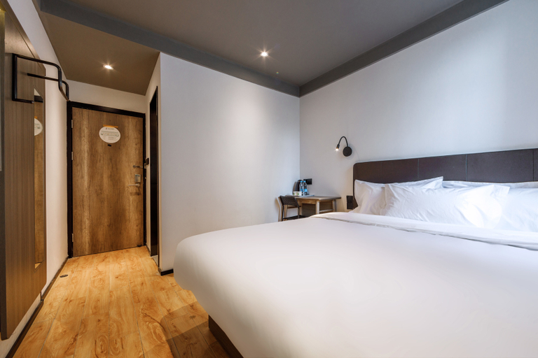 Bedroom, Hi Inn (Shanghai Gongkang Road Metro Station), Shanghai