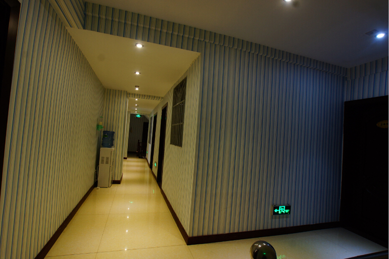 Others 2, Qixian Hostel, Liangshan Yi