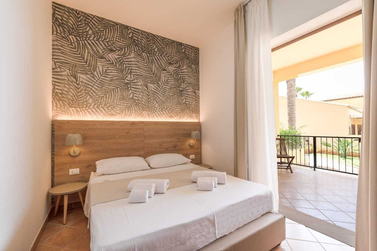 Bedroom 5, A' Cuticchia Rooms, Trapani
