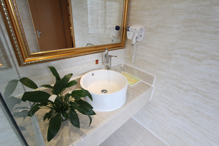 Bathroom 2, Vienna Hotel Guangdong Eternal Scenery Area Store, Foshan