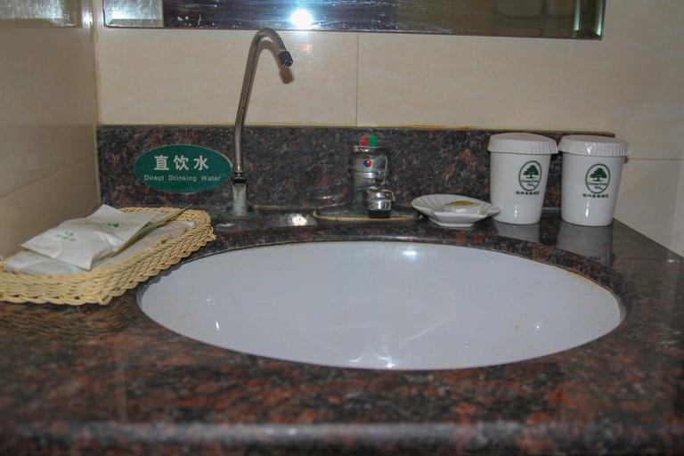 Bathroom 4, GreenTree Inn Jinan Daming Lake Hotel, Jinan