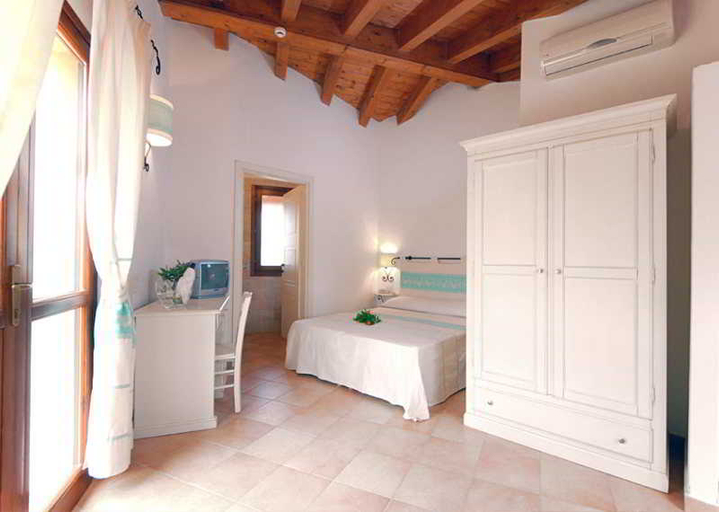 Bedroom 3, MClub Del Golfo, Sassari