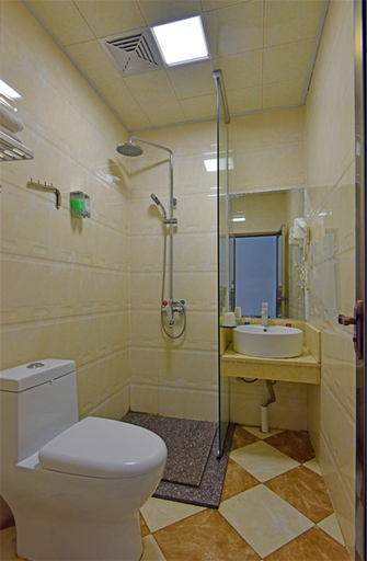Bathroom, Huangyao Hotel, Hezhou