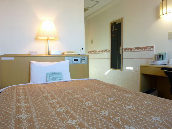 Bedroom 2, Tokuyama Dai-Ichi Hotel, Shūnan