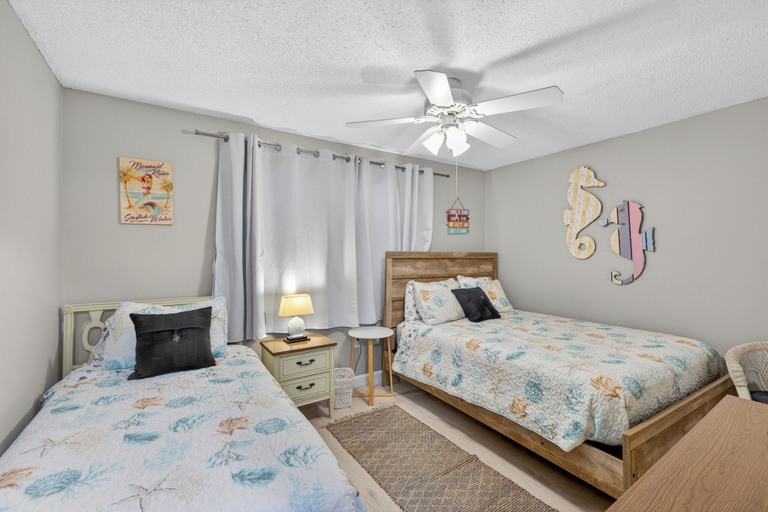 Bedroom 3, 2 Bed 2 Bath Centrally Located, Sarasota