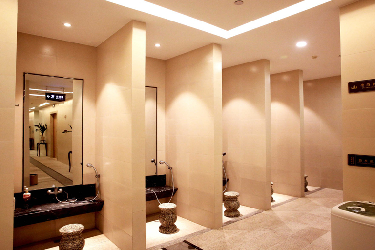 Bathroom, Empark Seabed Hot Spring Hotel, Ningbo