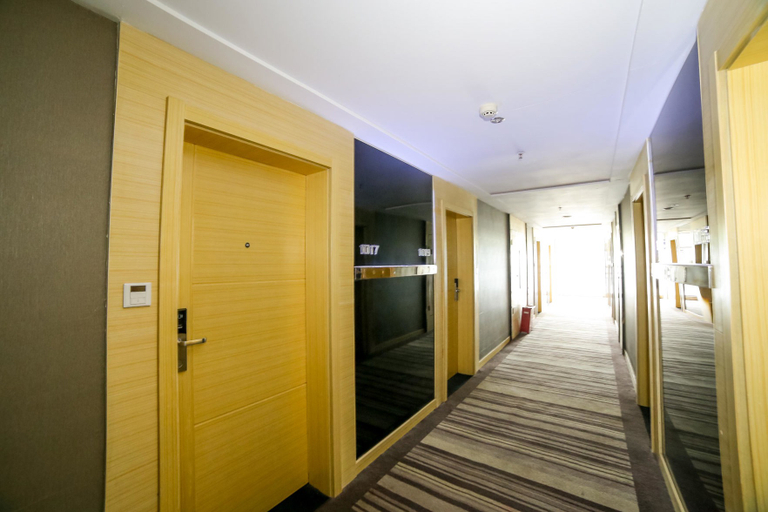 Others 4, Sheng Jing Yi Jia Hotel, Xiangfan