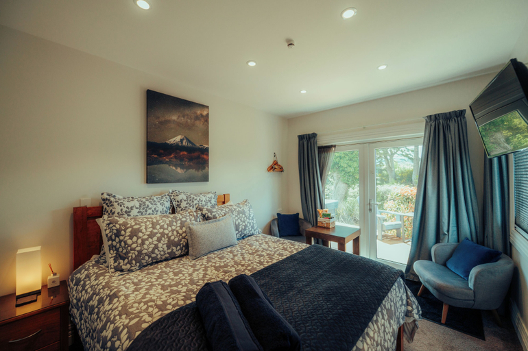 Bedroom 3, Two Rivers Boutique Lodge Ohakune, Ruapehu