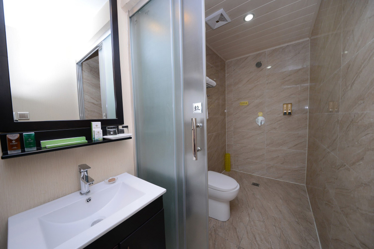Bathroom, James Joyce Coffetel·Harbin Convention and Exhibition Center Wanda Plaza Longta, Harbin