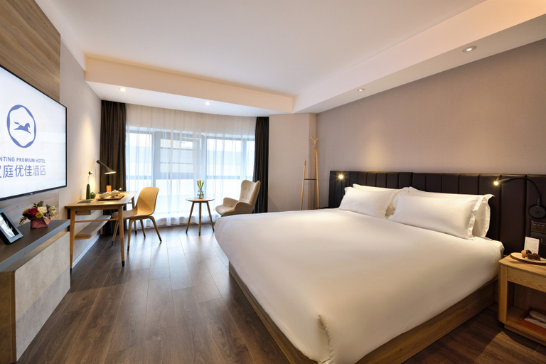 Bedroom, HanTing Premium Hotel (Chengdu Wuhou Cuqiao Subway Station), Chengdu