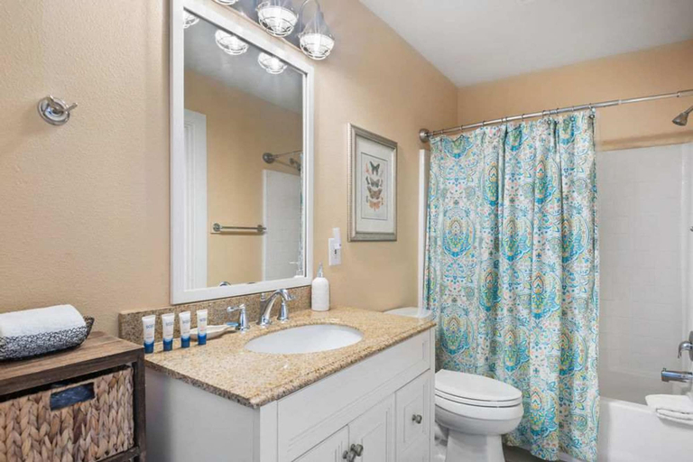 Room 4, Ocean Views Boardwalk Access Large Community Pool, Nueces