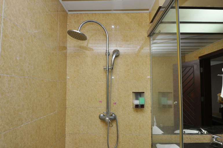 Bathroom 2, Ejura Hotel (Guangzhou North Station Branch), Guangzhou