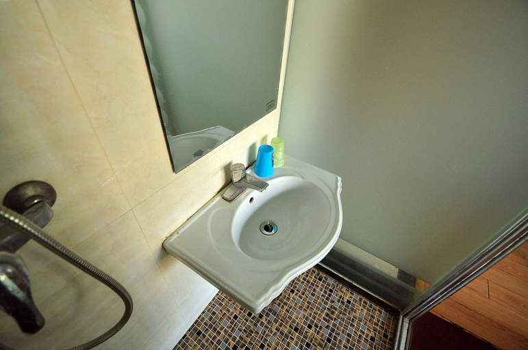 Bathroom 2, Langham Business Hotel In Hangzhou (West Lake Branch), Hangzhou