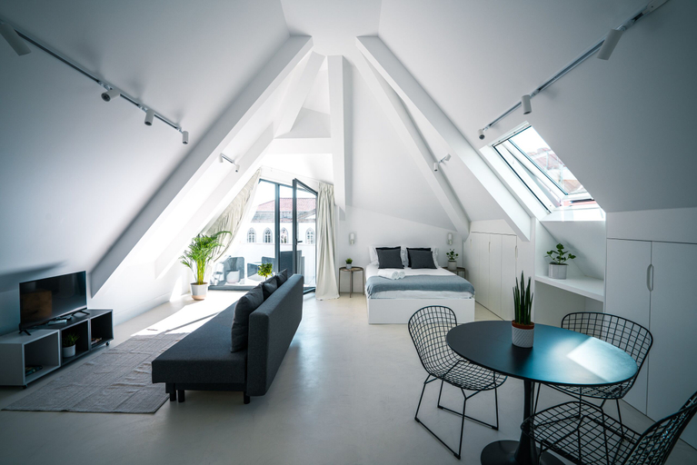 Others 4, Portaria Housing, Aveiro