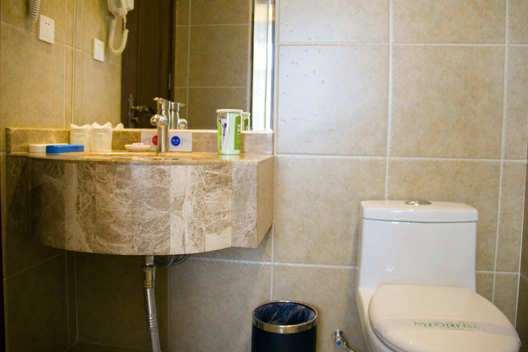 Bathroom 2, Jia'ao Business Hotel, Tangshan