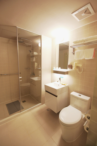 Bathroom 2, ジンジャン イン セレクトホテル(), Nanning