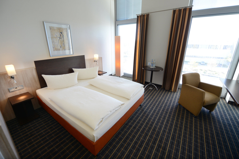 Bedroom 2, Livenwork Hotel&CoWorking GVZ Ingolstadt, Ingolstadt