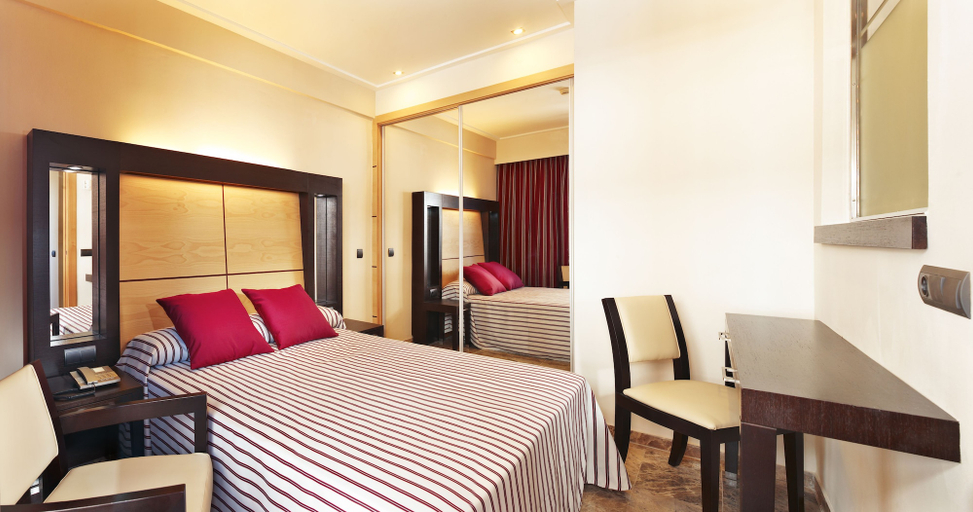 Bedroom 3, Mediterranean Bay Adults Only, Baleares